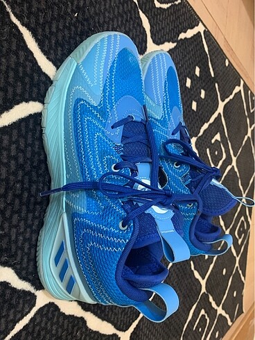 Adidas Basketbol ayakkabısı