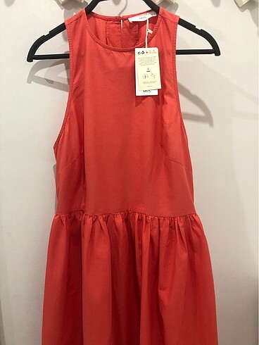 m Beden kırmızı Renk #mango Sırt Detay Elbise