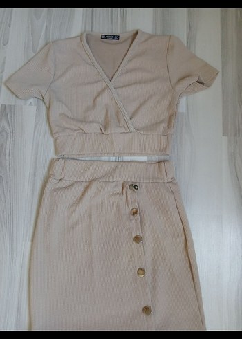 Bej V Yaka Düğmeli ikili takım - Görsel 2