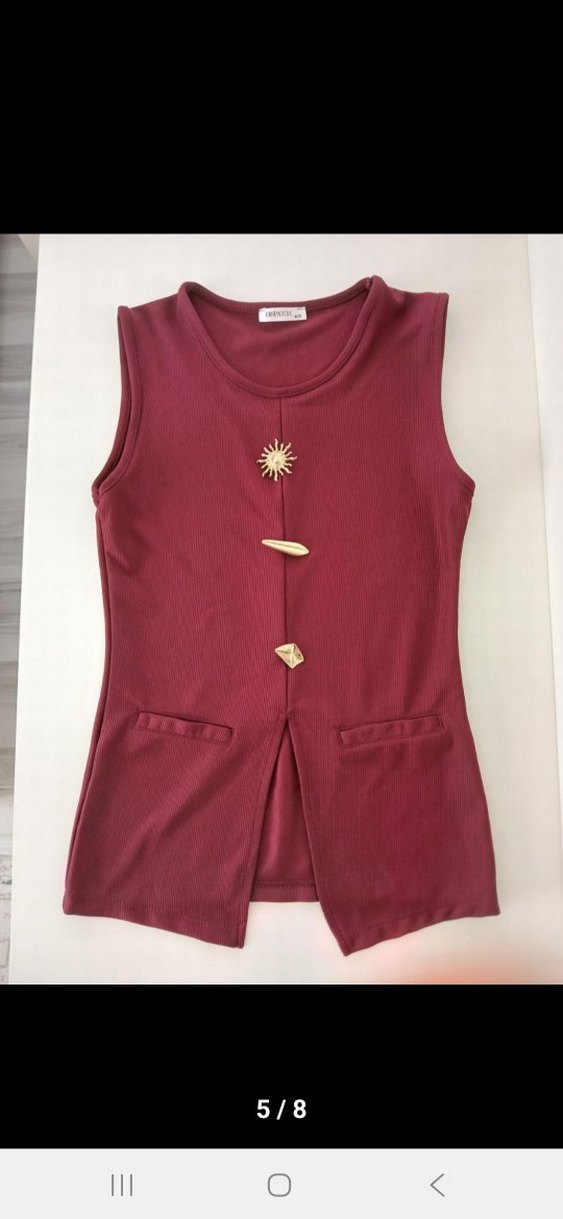 Düğmeli Bordo Kolsuz bluz - Görsel 2