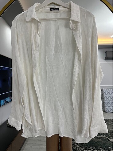 Bershka Beyaz Şifon Gömlek