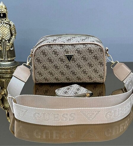 Guess Guess Çanta
