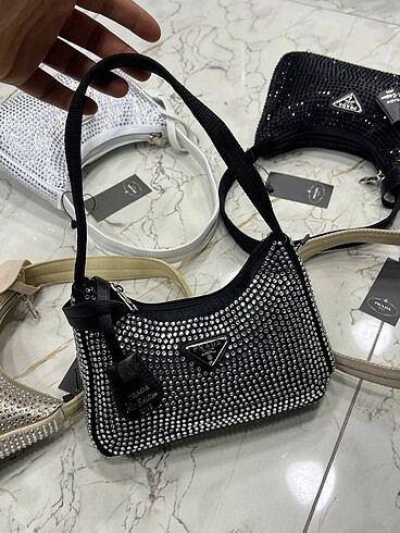 Prada Siyah Çanta