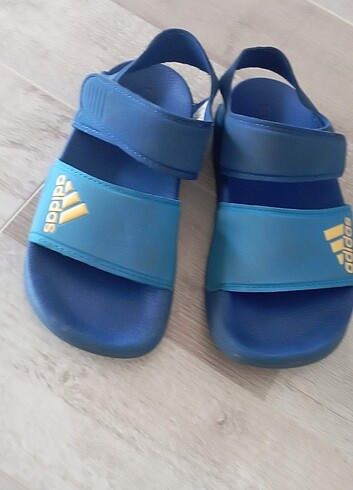 Adidas 28 numara 