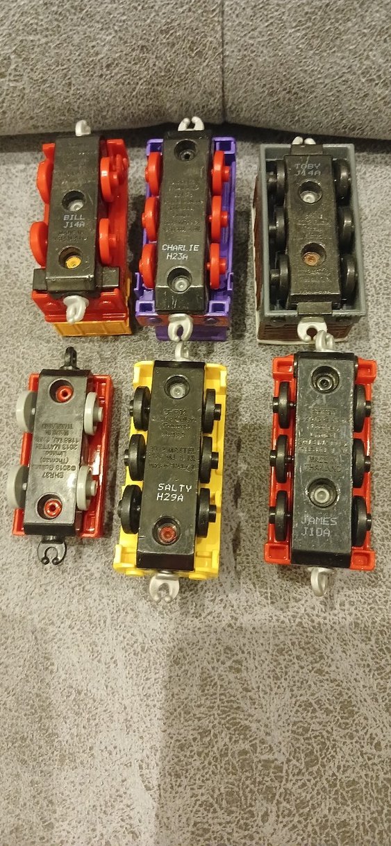 metal toms oyuncak seti - Görsel 4