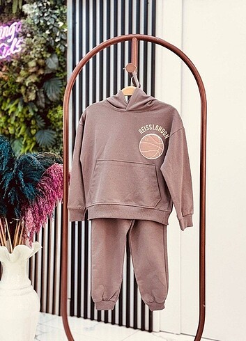 ZARA REISS LONDON TAKIM