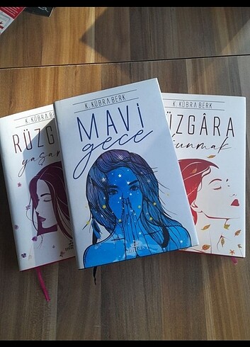 Mavi gece rüzgara dokunmak set