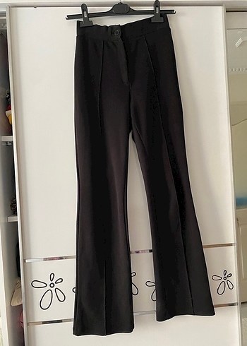 Siyah Kadın Kumaş Pantolon