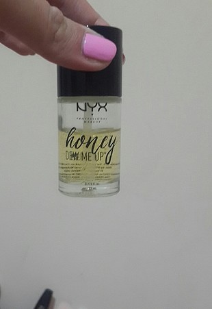 Nyx Makyaj Bazı