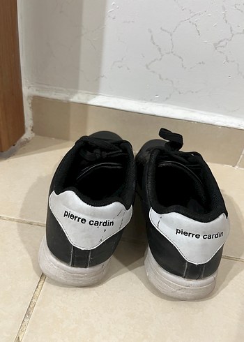 38 Beden siyah Renk Pierre Cardin spor ayakkabı