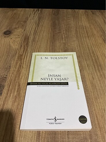 İnsan Neyle Yaşar?