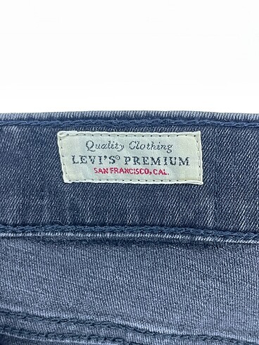27 Beden çeşitli Renk Levis Jean / Kot %70 İndirimli.