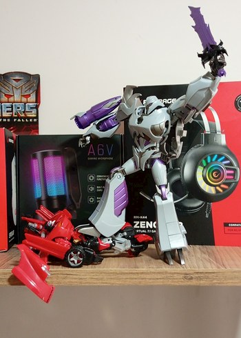  TFP Megatron (+ kırık Swerve)