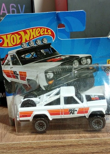 Hot Wheels 4'lü lot