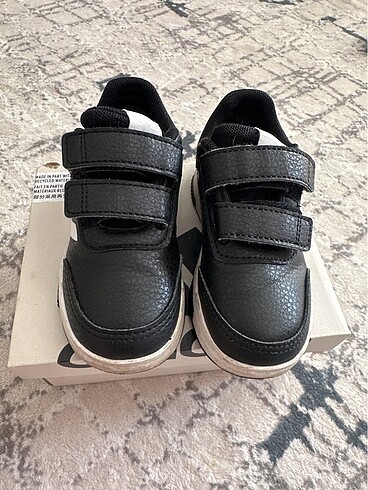 Adidas bebek spor ayakkabı