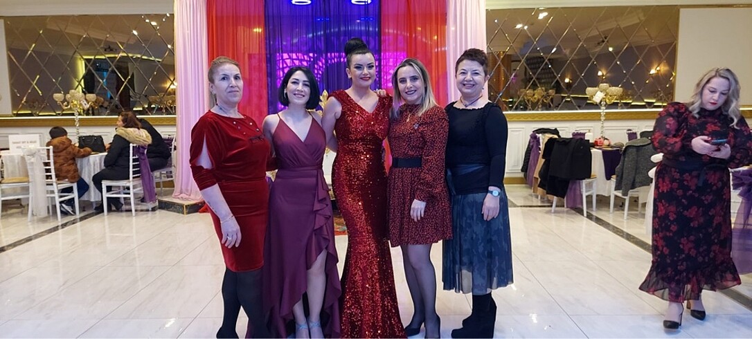 Kına elbisesi