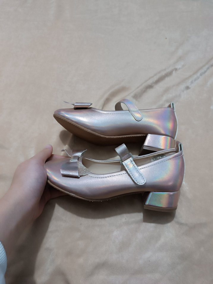 Kız Çocuk Pembe Parlak kurdele detaylı topuklu Ayakkabı - Görsel 2