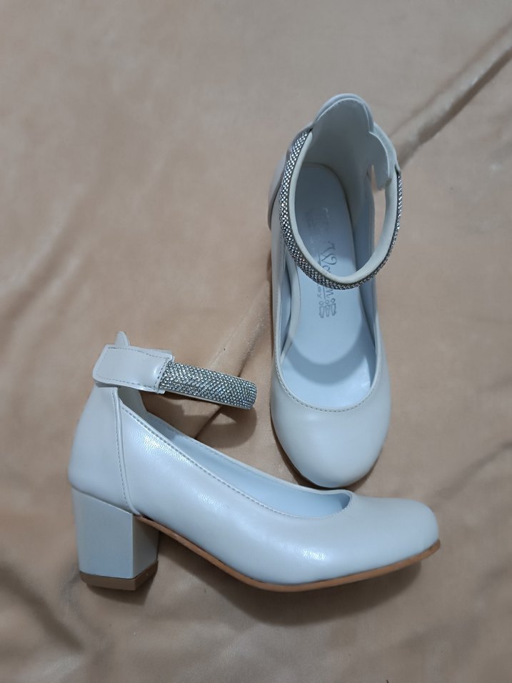Kız Çocuk Beyaz Tokalı topuklu ayakkabı - Görsel 2