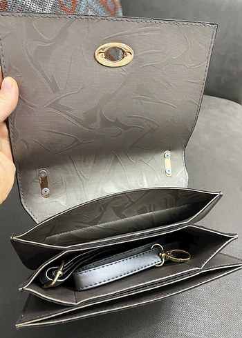 Gri Deri Zincir Detaylı Kadın Çanta - Görsel 3