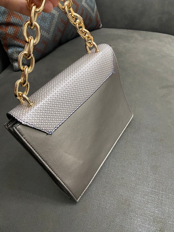 Gri Deri Zincir Detaylı Kadın Çanta - Görsel 2