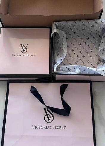 Victoria's Secret Vücut Spreyi 