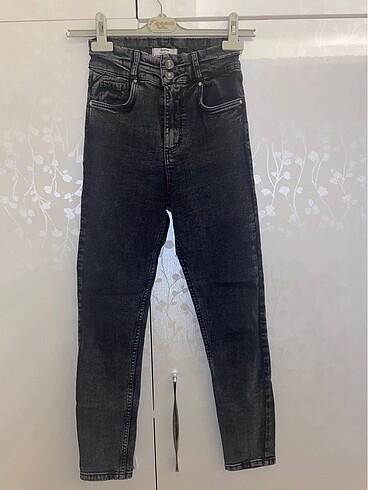 Bershka yüksek bel dar paça kot