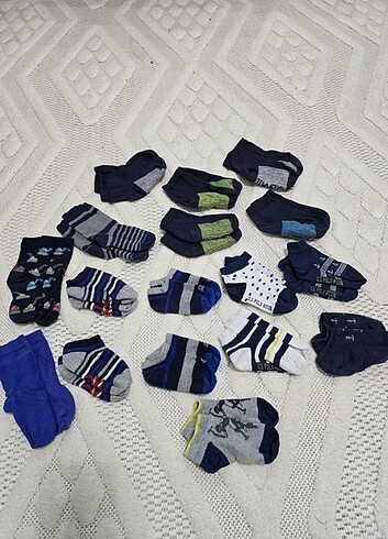 23-26 numara 17 adet çorap - Görsel 4