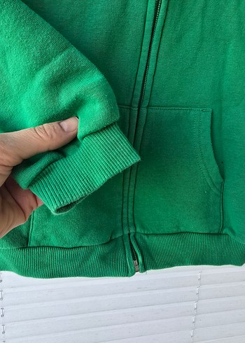 H&M Erkek Çocuk Yeşil Fermuarlı Sweatshirt