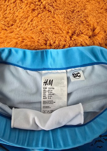 Erkek Çocuk Batman Baskılı Mavi Deniz Şortu - Görsel 2