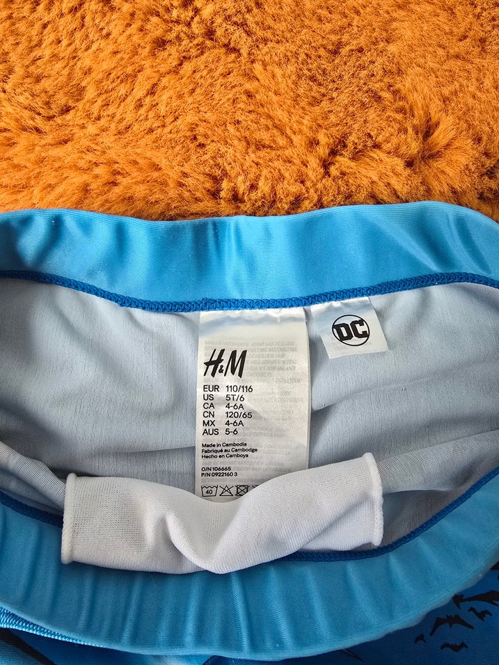 Erkek Çocuk Batman Baskılı Mavi Deniz Şortu - Görsel 2