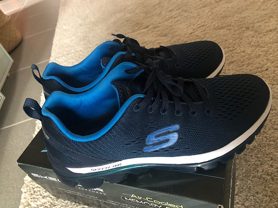 Skechers spor ayakkabı 