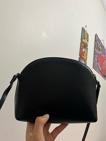 H&M Kol çantası
