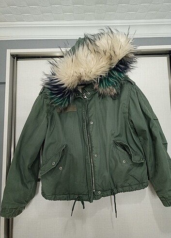 Bershka mont