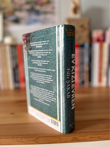 Ev Kızı Evren Kitap Müptela