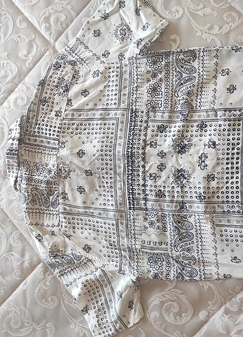 Defacto Oversize Fit Şal Desenli Kısa Kollu Viskon Gömlek