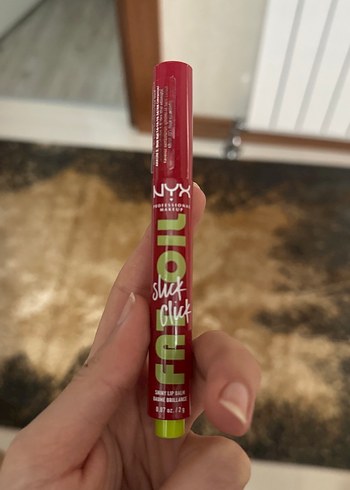 NYX fat oil slick click parlatıcı dudak balmı - Görsel 2