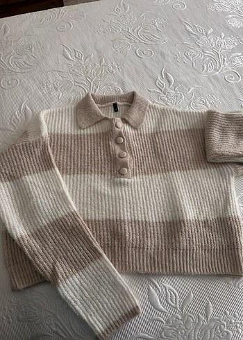 Düğmeli Bej Çizgili Triko Kadın Kazak - Görsel 3