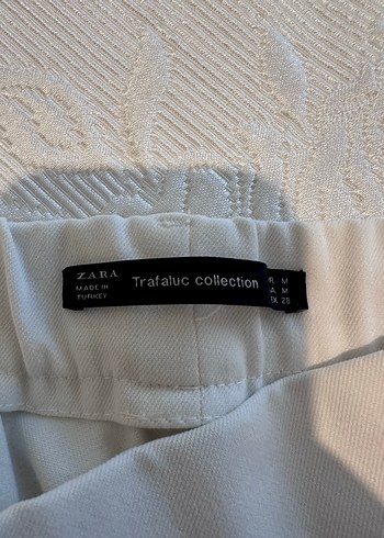 Beyaz Siyah Şeritli Kadın Kumaş Pantolon - Görsel 2