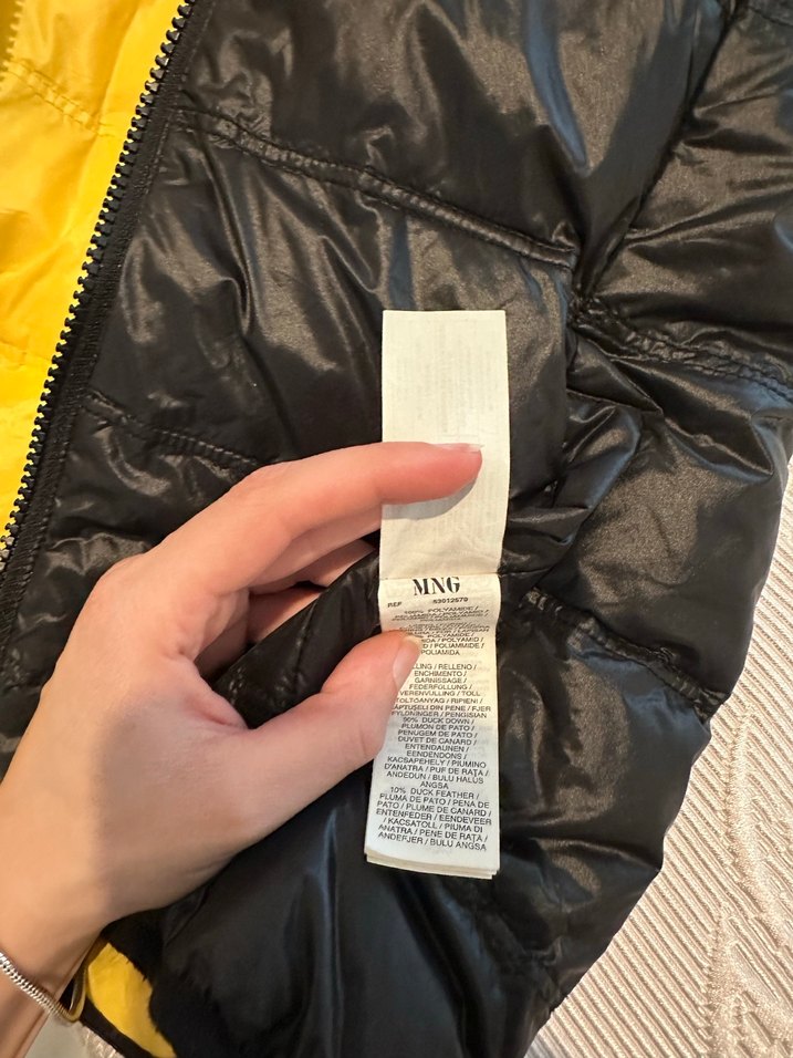 Sarı İç Detaylı Siyah  Kadın Mont - Görsel 3