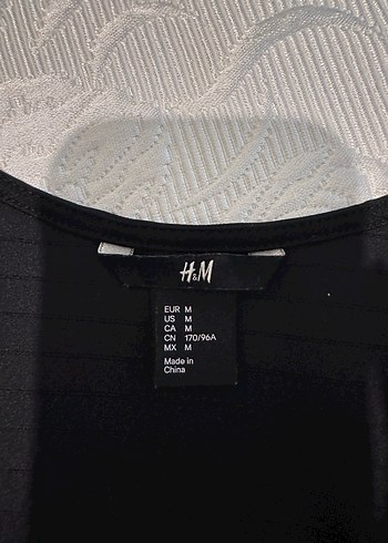 Siyah V Yaka Kolsuz Kadın Bluz - Görsel 2