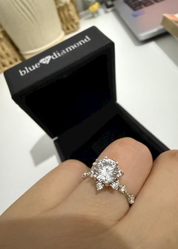 Blue Diamond Kadın Tektaş Altın Yüzük - Görsel 5