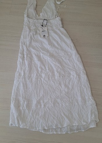 Bershka Bohem V Yakalı Beyaz Keten Uzun Elbise