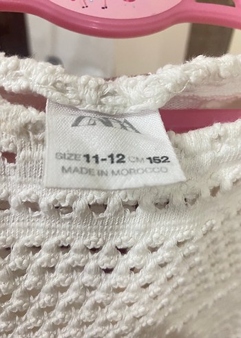 Kız Çocuk Beyaz Nakışlı Örgü Panço - Görsel 4