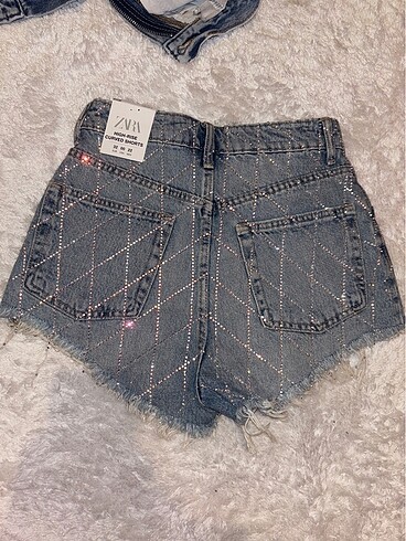32 Beden ZARA TAŞLI JEAN ŞORT