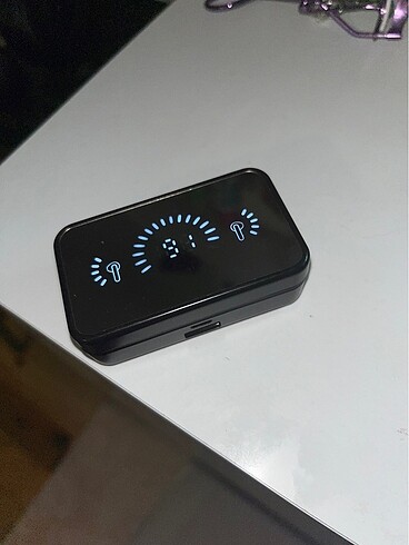Airpods kulaklık