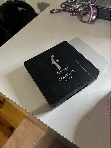Flormar compact pudra