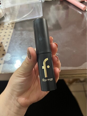 Flormar kontür stick