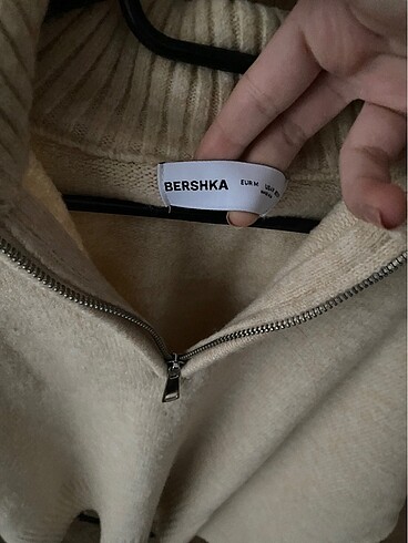 m Beden BERSHKA KAZAK