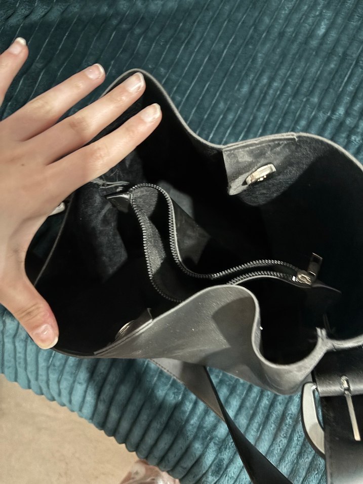 Siyah Deri Tokalı Kadın Çanta - Görsel 2