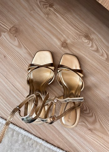 Stradivarius Topuklu Kadın Ayakkabı - Görsel 4